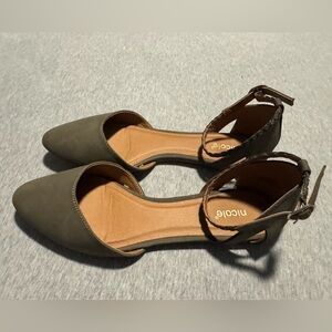 Nicole Olive Ankle Strap Flats Size 9